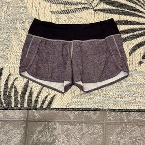 Lululemon Women's Speed Up Mid-Rise Lined Short Size 6 Grey Black 4" Inseam